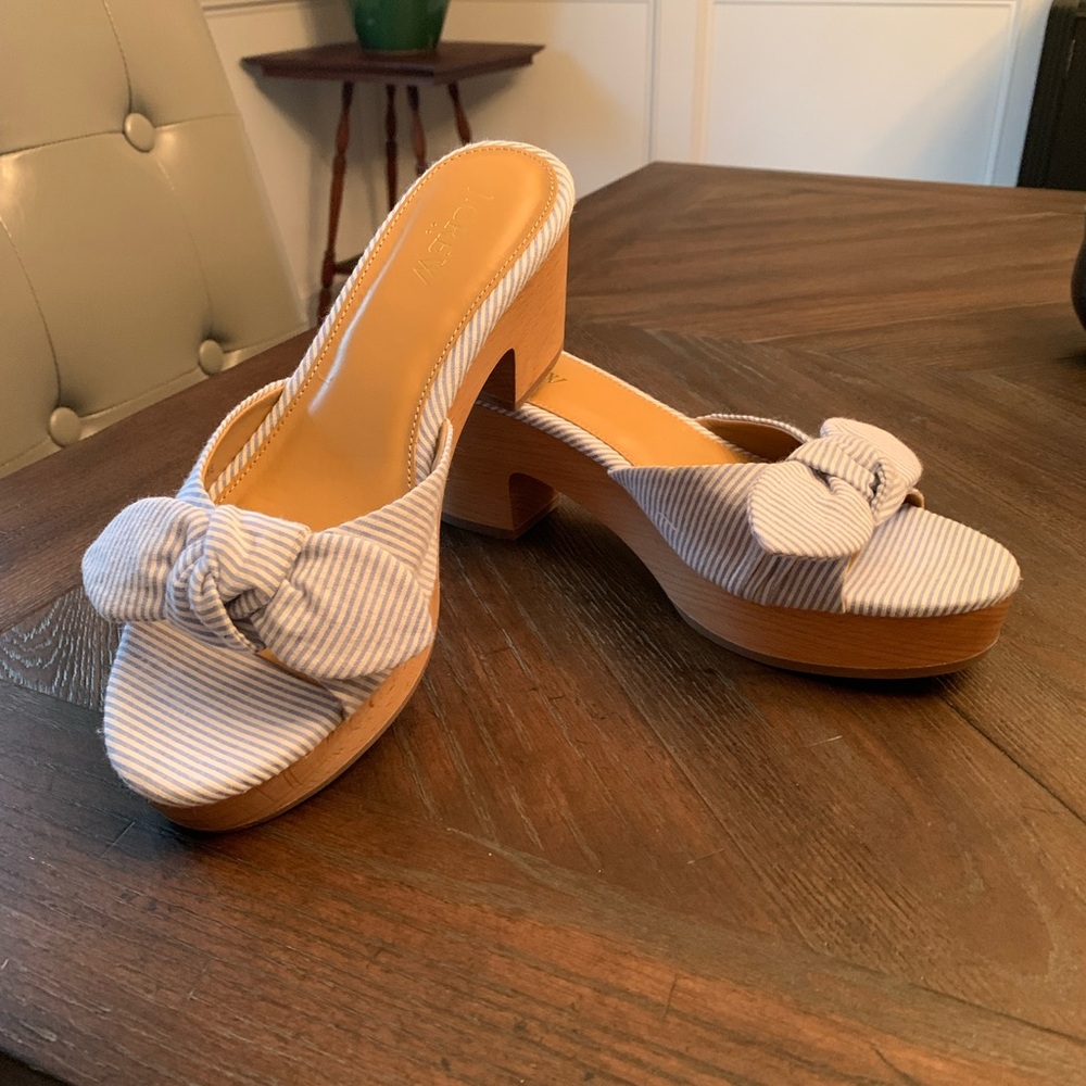 Striped Bow Platform Sandals